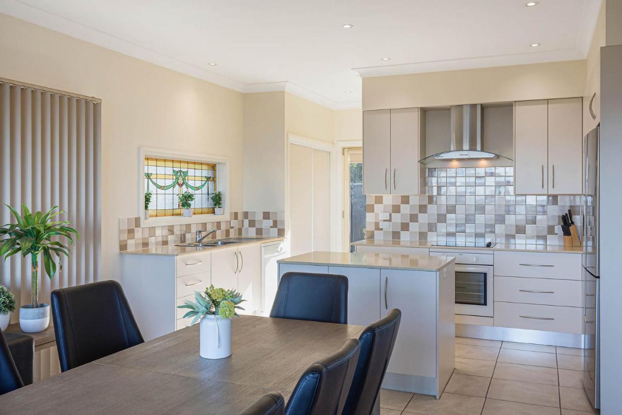 Whale Cove Circuit Villa Eden Luaran gambar
